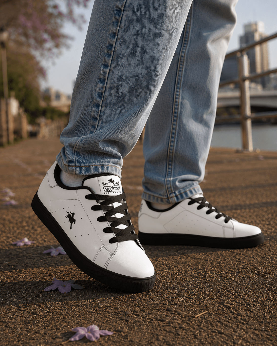 OUTBACK Men's Black/White Leather Sneakers